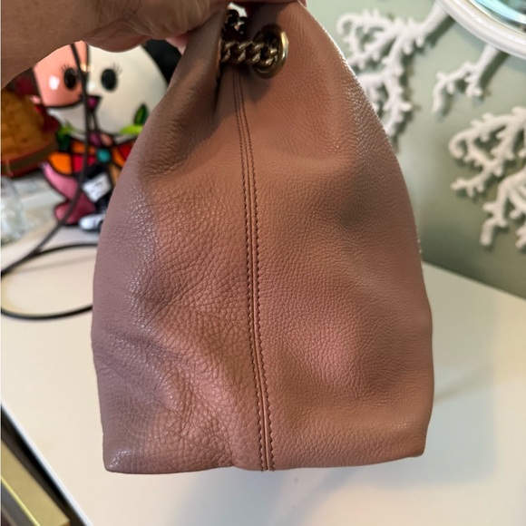 Gucci Soho Pink Shoulder Bag with Iconic GG Logo - Picture 9 of 10
